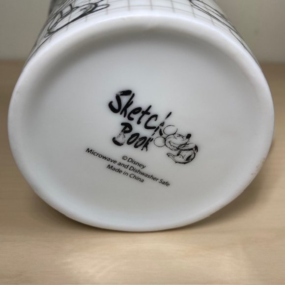 Disney Mickey Mouse Mug Sketch Book - Picture 10 of 10